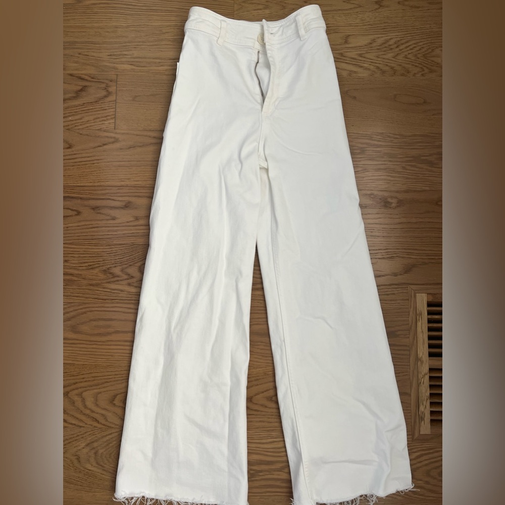 Zara White high waisted jeans